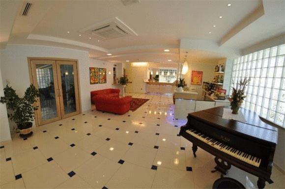 Hotel Haus Charlotte San Benedetto del Tronto Kültér fotó