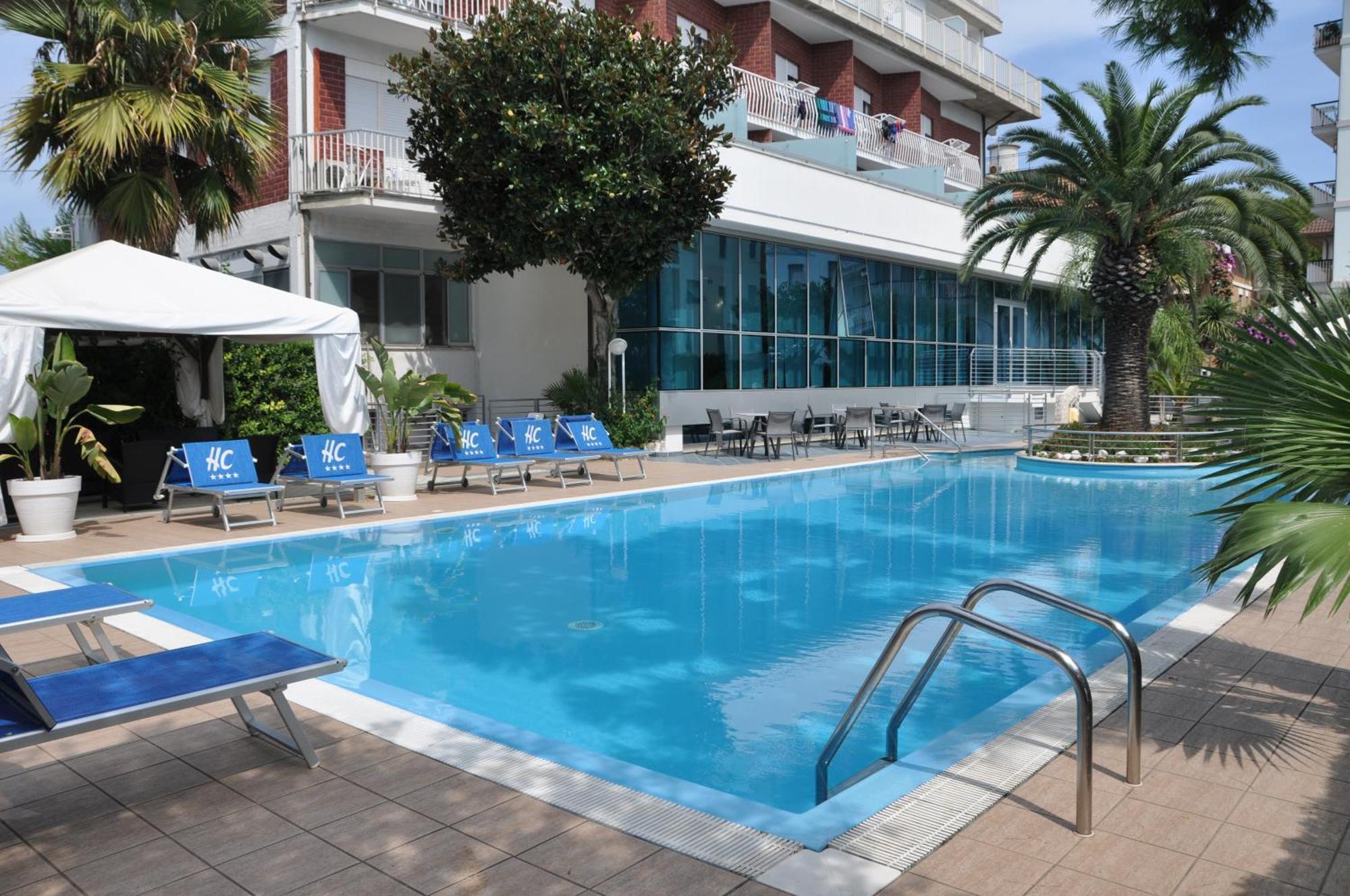 Hotel Haus Charlotte San Benedetto del Tronto Kültér fotó