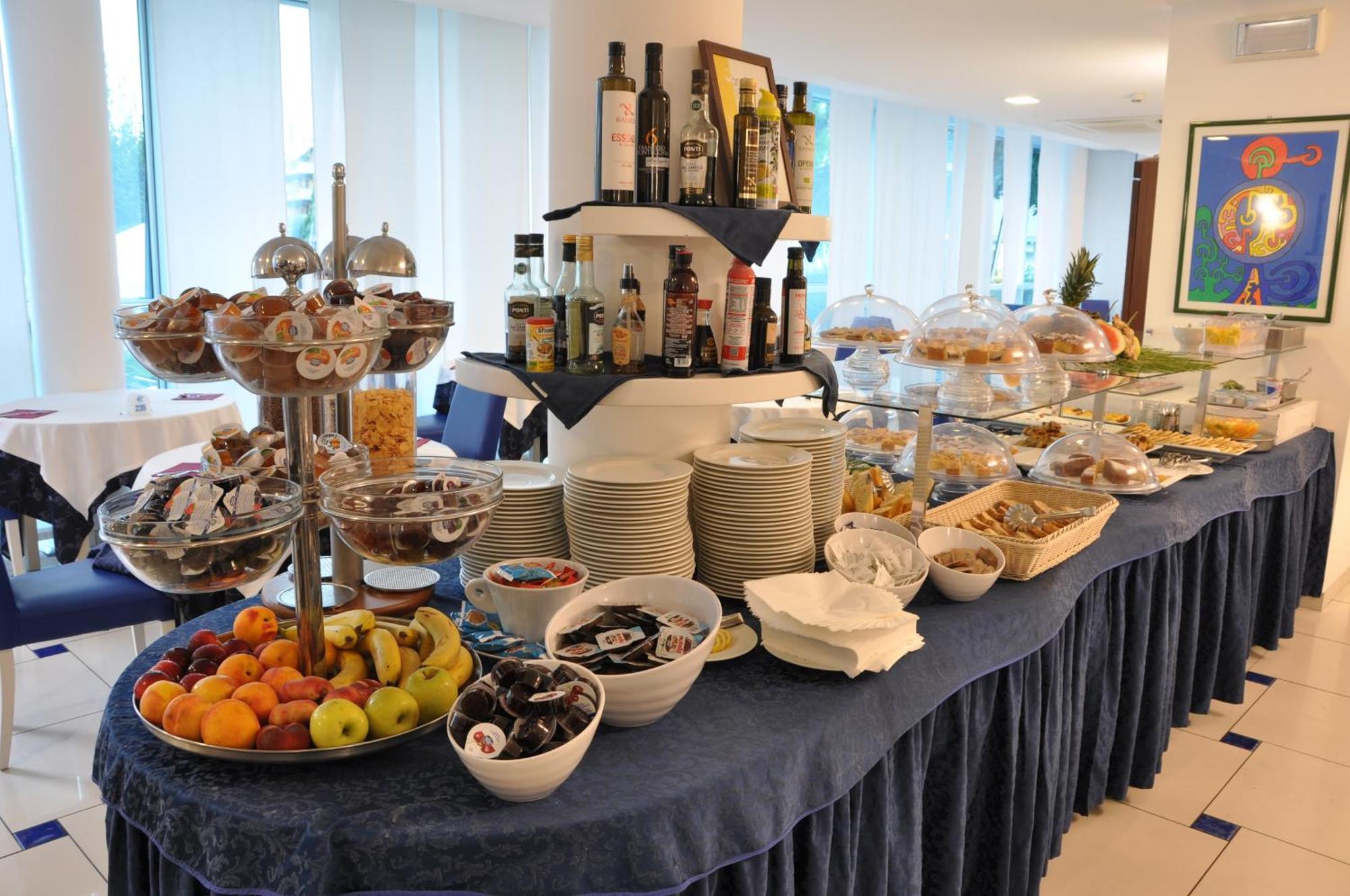 Hotel Haus Charlotte San Benedetto del Tronto Kültér fotó