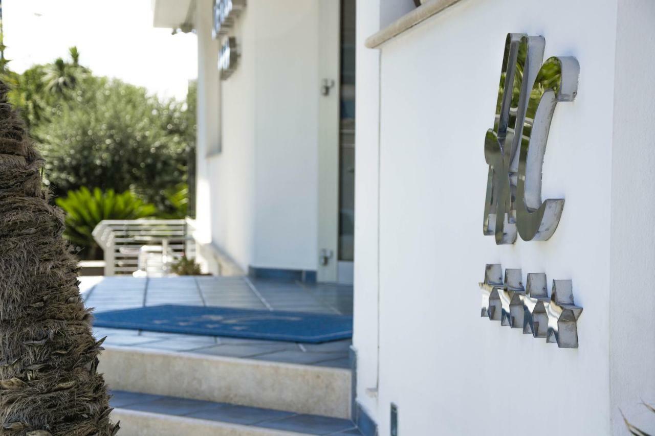 Hotel Haus Charlotte San Benedetto del Tronto Kültér fotó